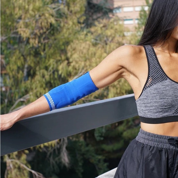 Airflow Plus Elbow Support with Silicone Joint Cushions Size small - Picture 5 of 10